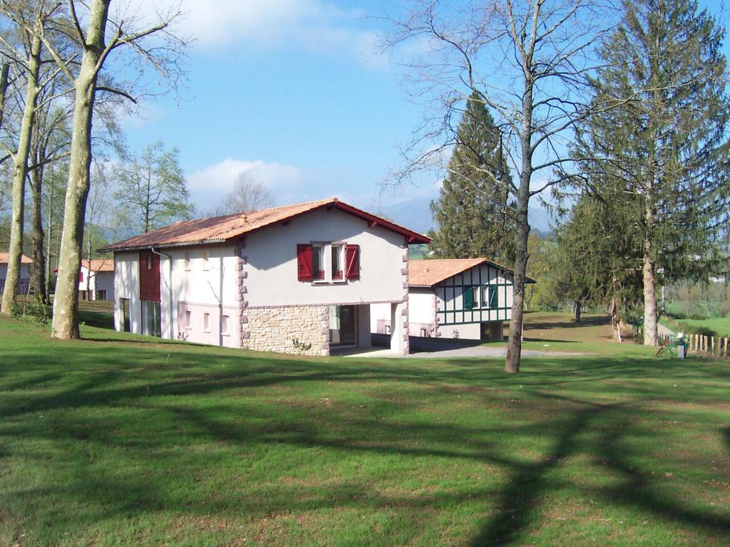 Villa Domaine Harrieta Saint-Jean-le-Vieux  Habitación foto